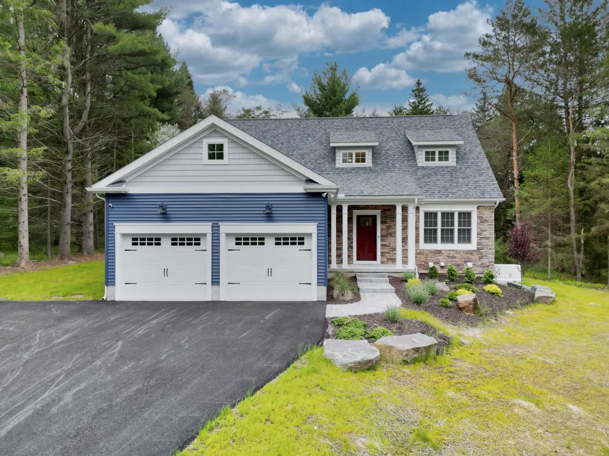 210 Canterbury Circle, Blakeslee, PA 18610 - Image #1