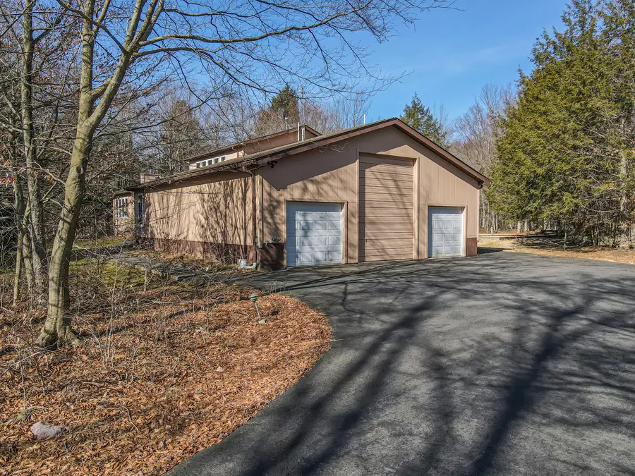 58 Bender Road, Gouldsboro, PA 18424 - Image #3