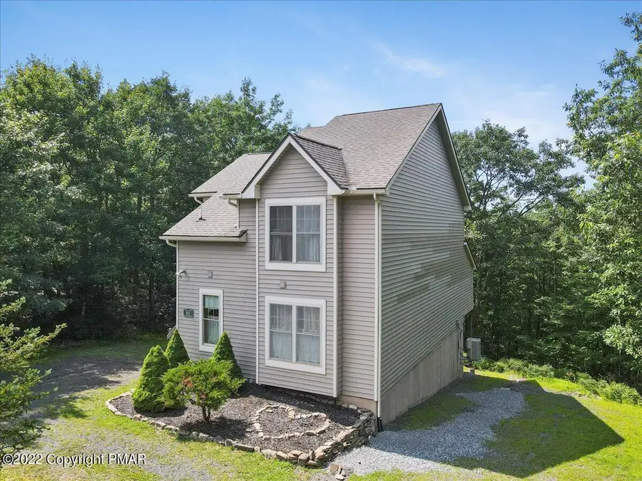 403 Upper Deer Valley Road, Tannersville, PA 18372 - Image #3