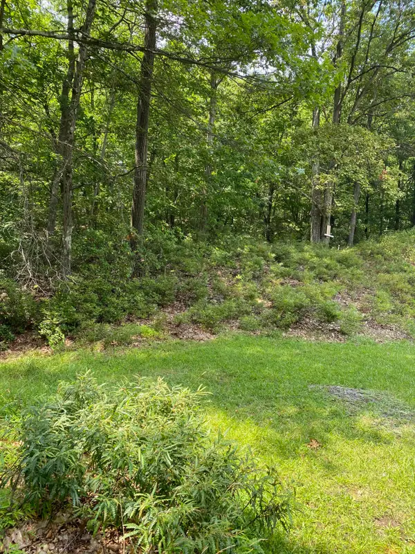 86 D Lookout Point Road, Canadensis, PA 18325