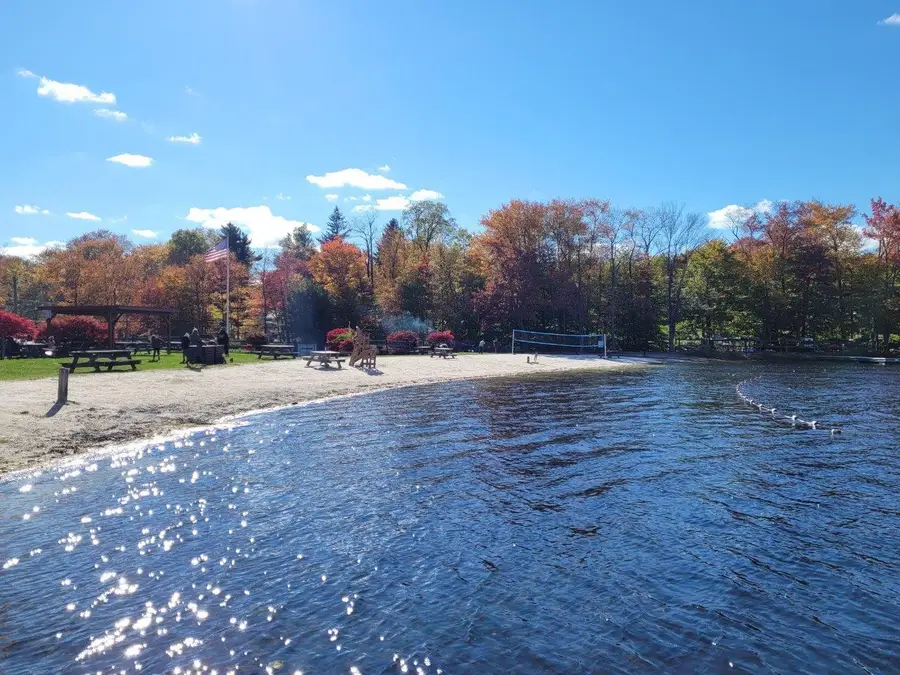 1473 Packanack Drive, Clifton Township, PA 18424 - Image #2