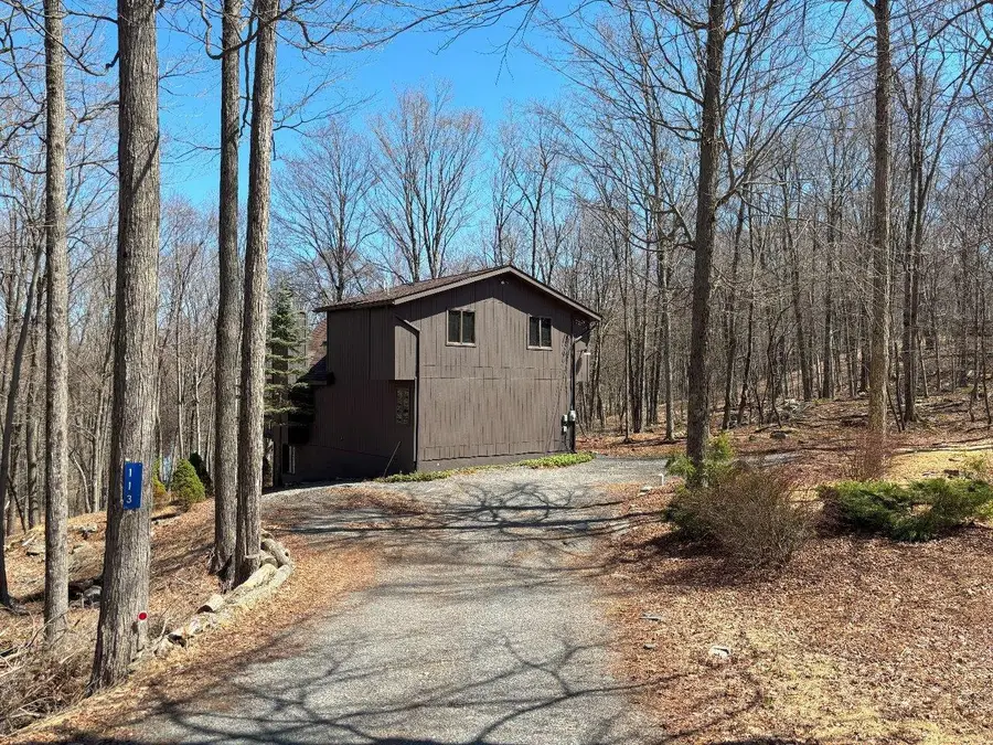 113 Mountainside Drive, Gouldsboro, PA 18424 - Image #2
