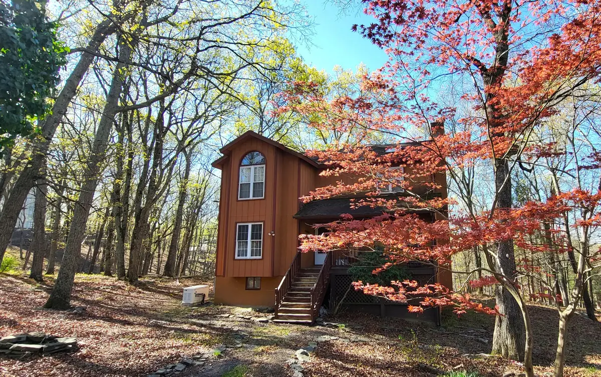 154 Elgin Way, Bushkill, PA 18324 - Image #1