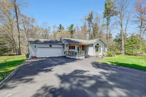 167 Anna Road, Pocono Lake, PA 18347
