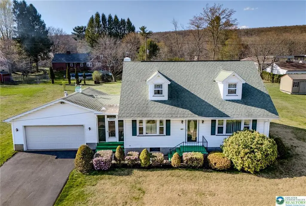 829 E Main Street, Weatherly, PA 18255 - #1