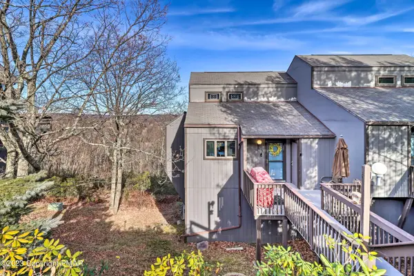 296 Overlook Way, Tannersville, PA 18372