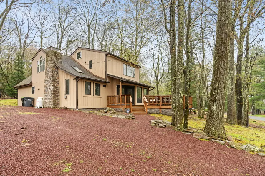 15 Hazard Run Road, Lake Harmony, PA 18624 - Image #2