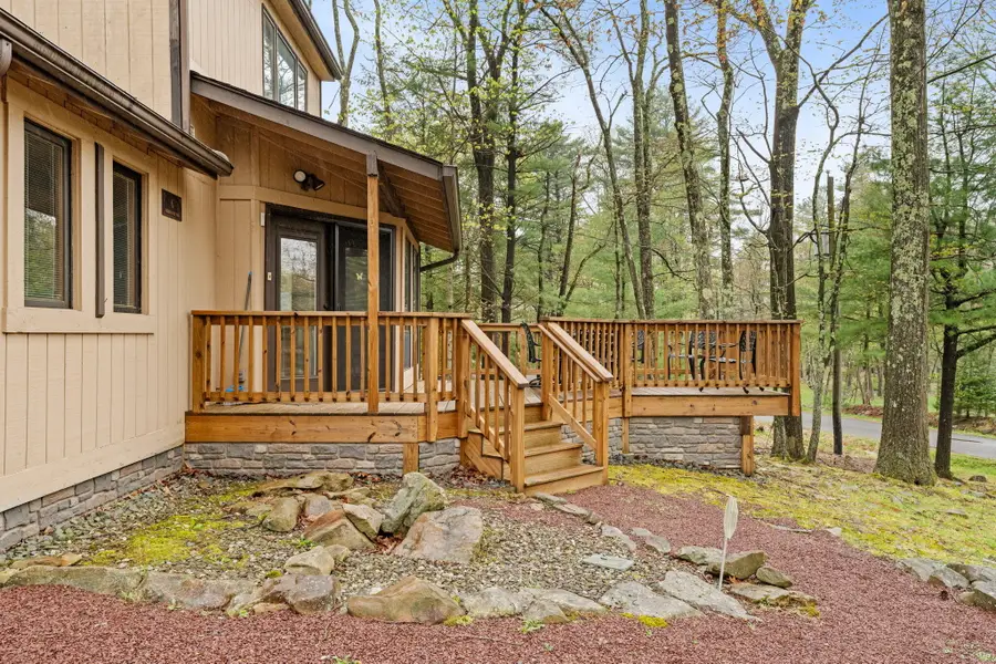 15 Hazard Run Road, Lake Harmony, PA 18624 - Image #3