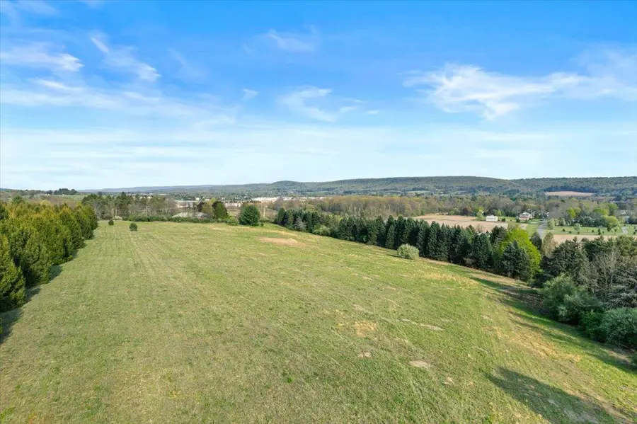 Lr 45003, Gilbert, PA 18331 - Image #3