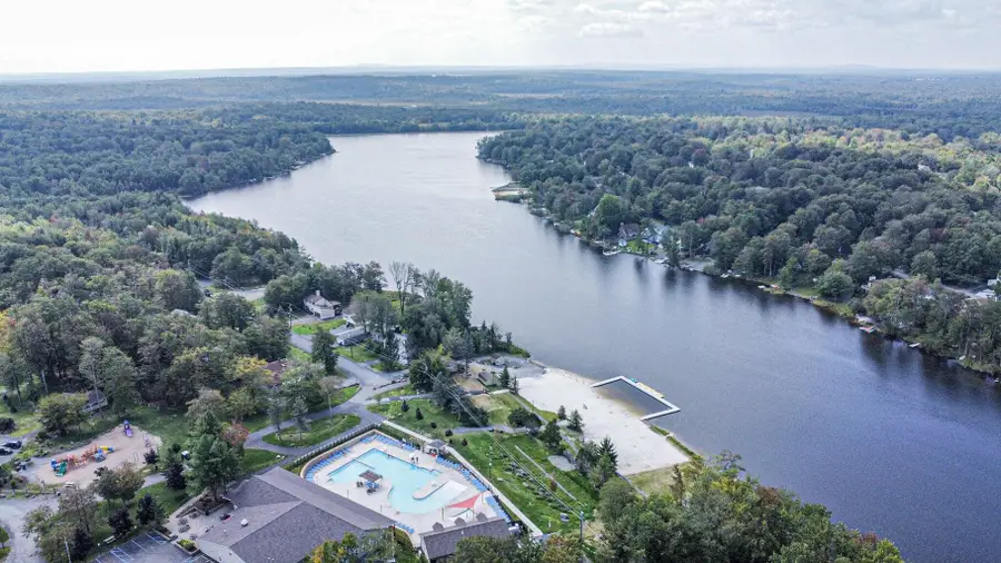 Boardwalk Dr 272 Drive, Tobyhanna, PA 18466 - Image #2