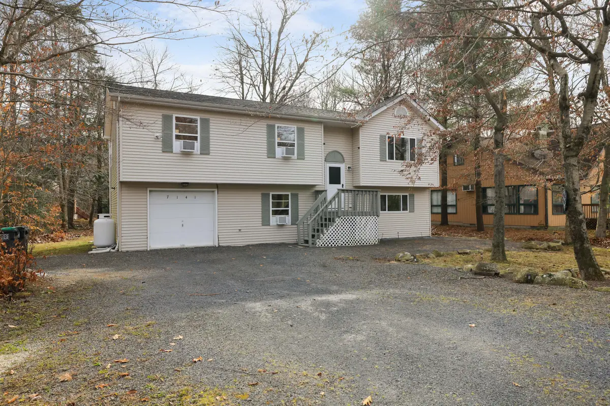 7141 Susquehanna Drive, Tobyhanna, PA 18466 - Image #1