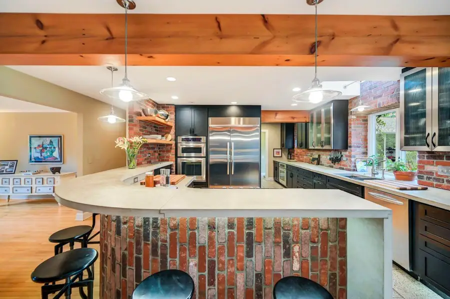 938 Meadow Circle, Bethlehem, PA 18017 - Image #2