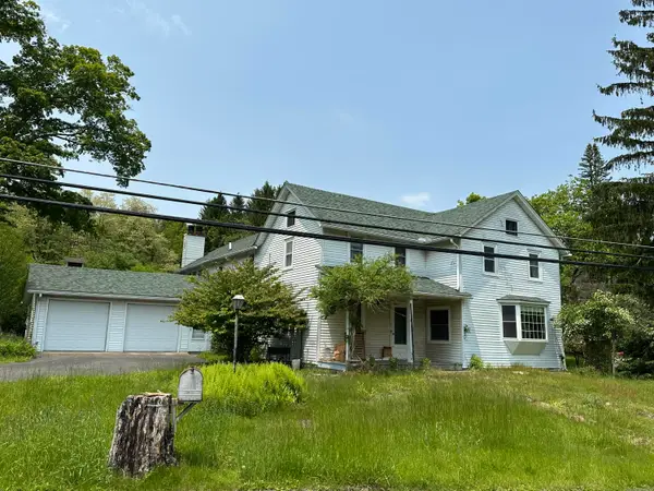 337 Summit Road, Swiftwater, PA 18370