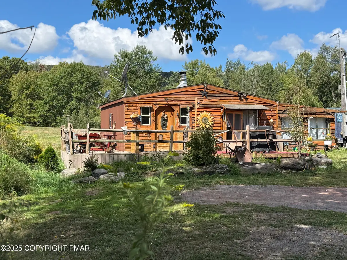 233 N Smith Road, Waymart, PA 18472 - #1