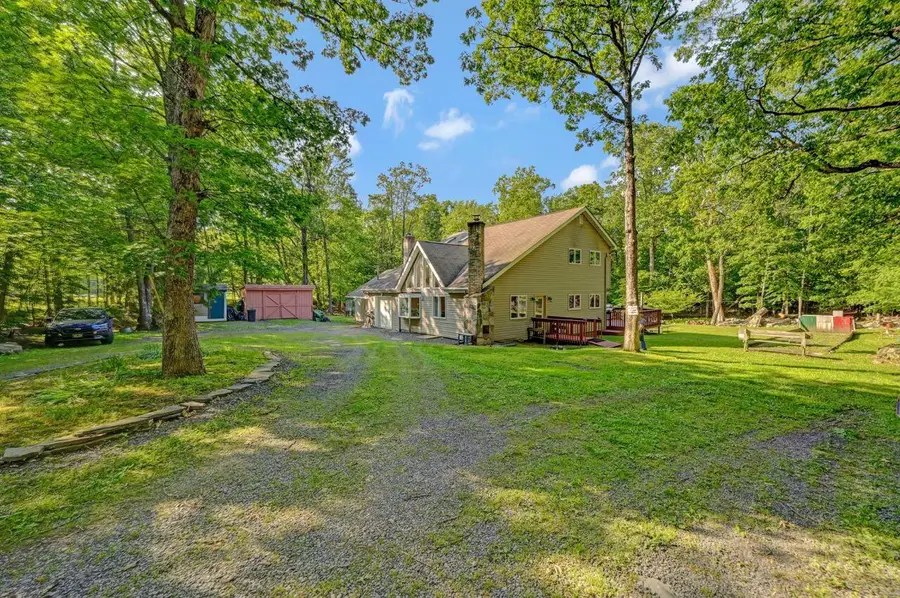 516 Ferry Lane, East Stroudsburg, PA 18302 - Image #2