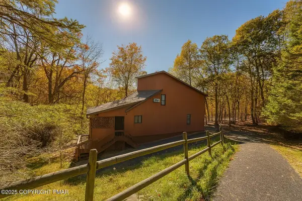 251 Brentwood, Bushkill, PA 18324