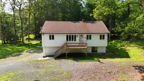 371 Ridge Circle, Cresco, PA 18326