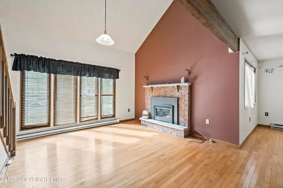 1117 Belaire Drive, East Stroudsburg, PA 18301 - Image #3