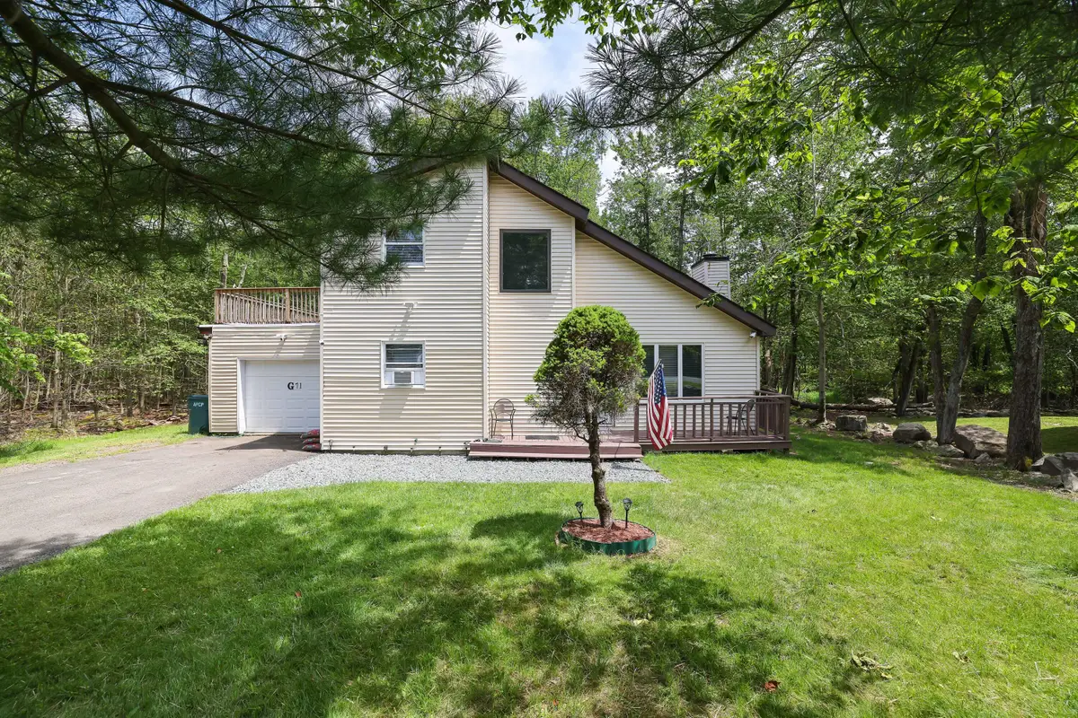 7042 Vista Drive, Tobyhanna, PA 18466 - Image #1