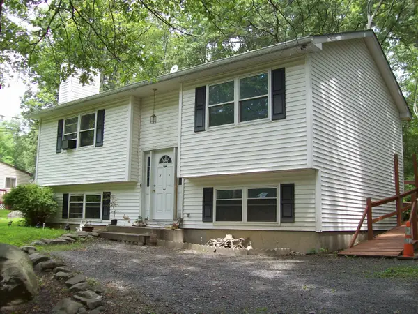 139 Davis Circle, Bushkill, PA 18324