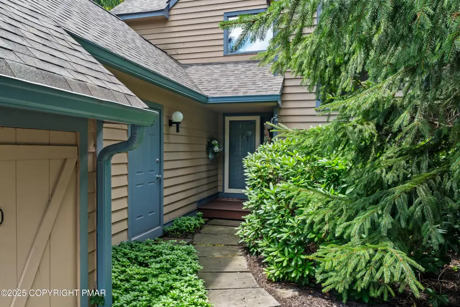 2161 Oak Hill Drive, Buck Hill Falls, PA 18323 - Image #2