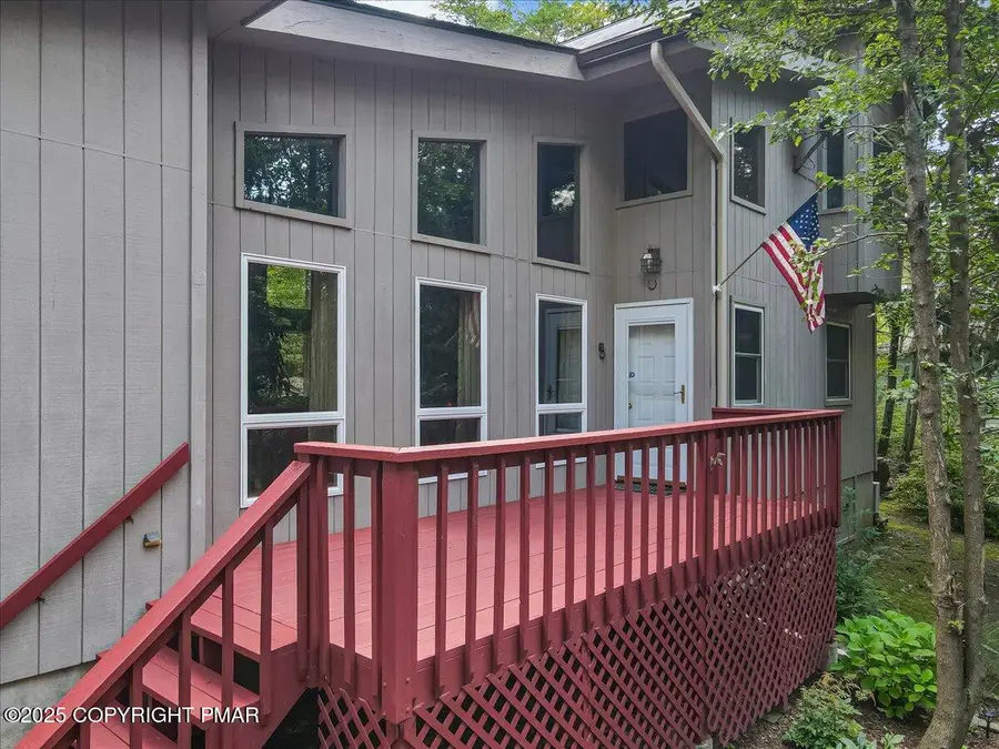 130 Surrey Drive, Lords Valley, PA 18428 - Image #2