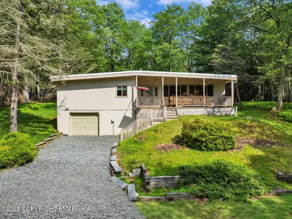 72 Forest Drive, Lake Harmony, PA 18624