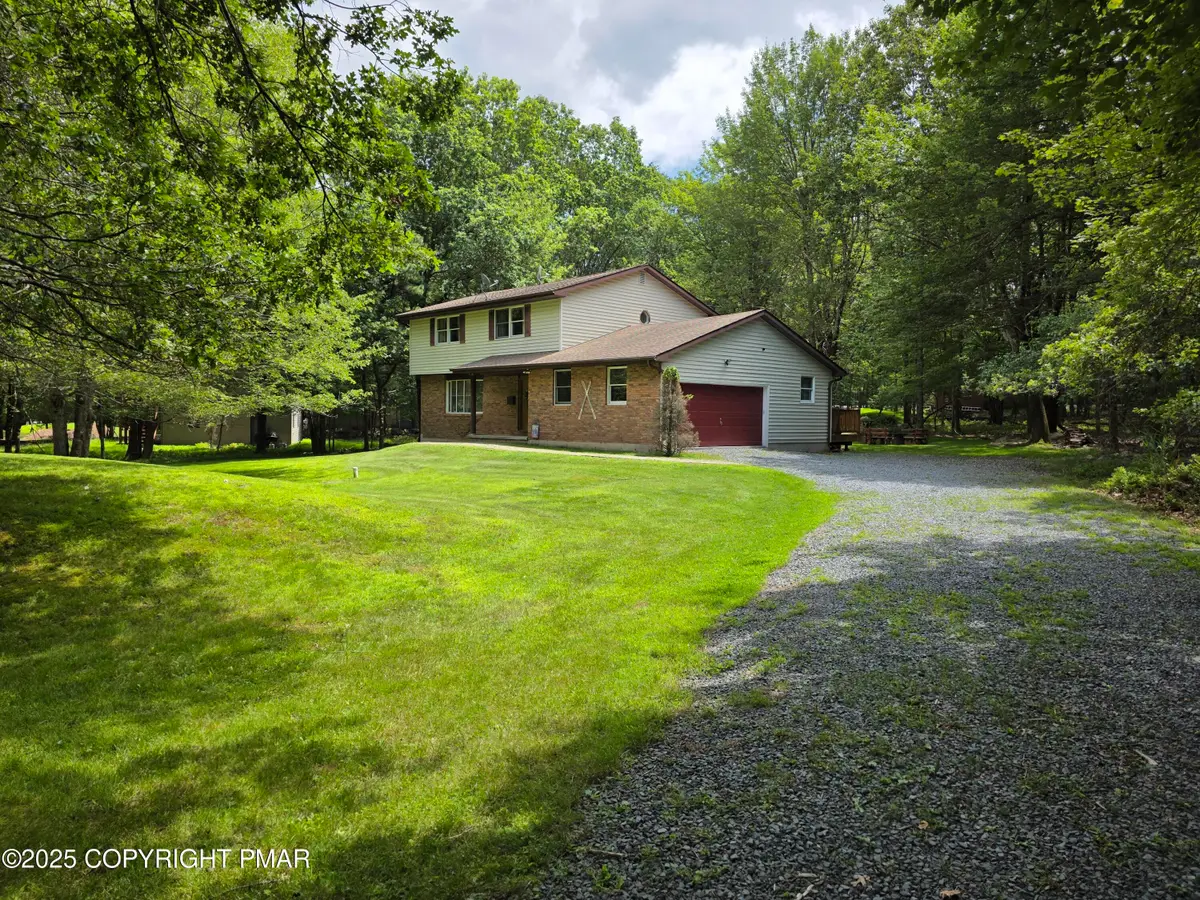 136 Birch Drive, Blakeslee, PA 18610 - Image #1
