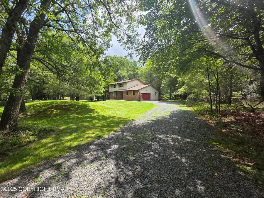 136 Birch Drive, Blakeslee, PA 18610 - Image #3