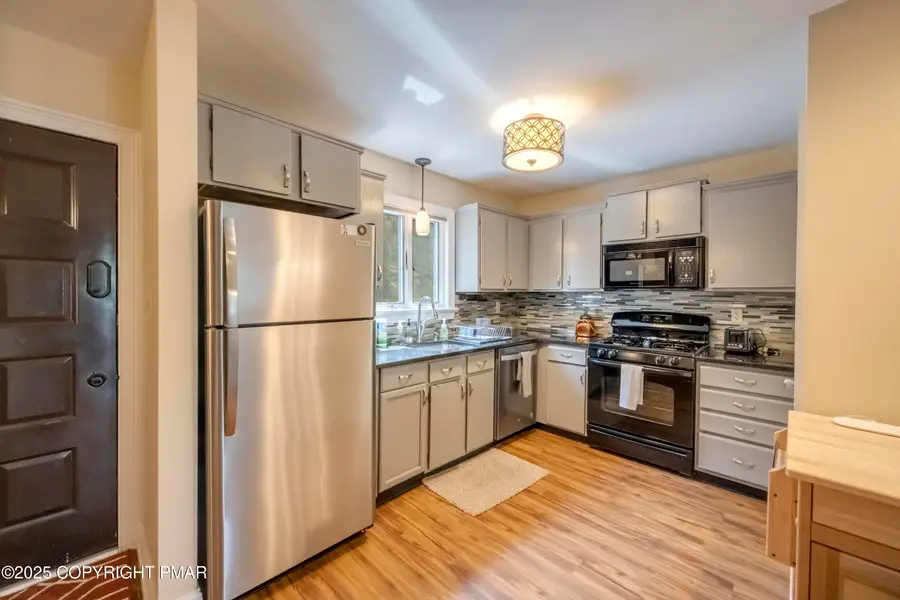 171 Upper Village Way, Tannersville, PA 18372 - Image #3