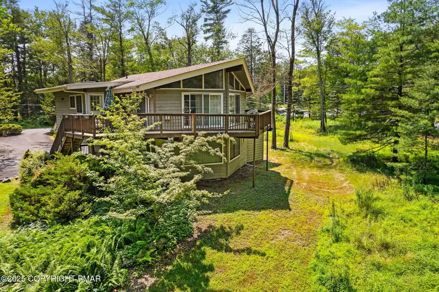 336 Sir Bradford Road, Pocono Lake, PA 18347 - Image #2