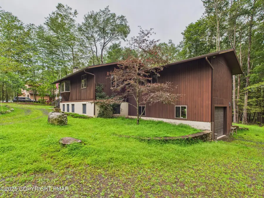 82 S Lehigh River Drive S, Clifton Township, PA 18424 - Image #2