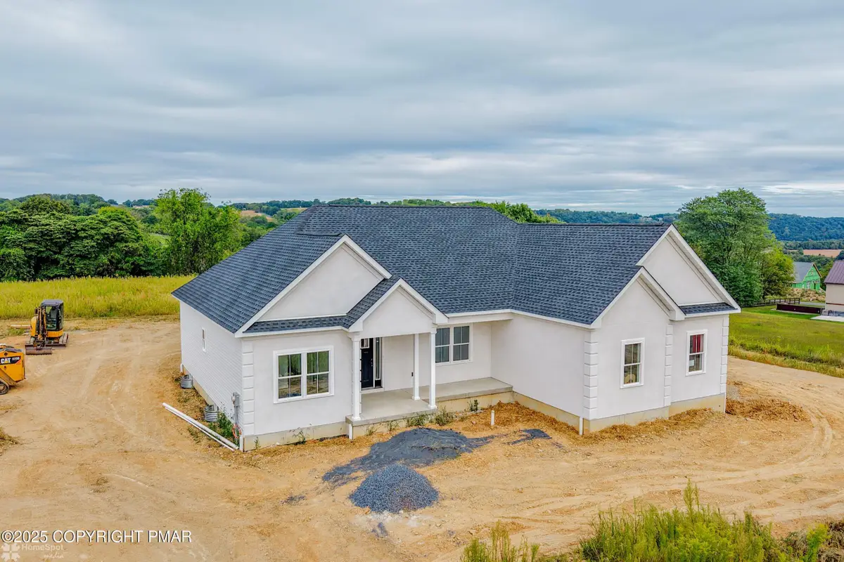 448 Long Lane Road, Walnutport, PA 18088 - Image #1