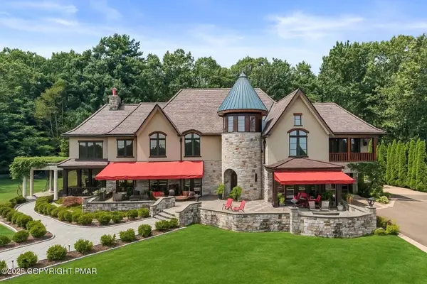 1212 Burger Hollow Road, Effort, PA 18330