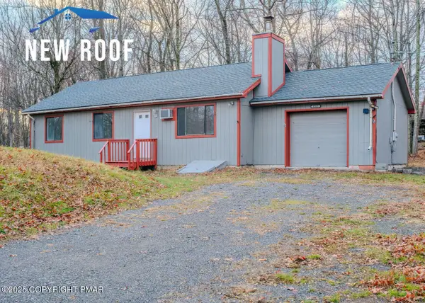 4165 Pine Ridge Drive, Bushkill, PA 18324