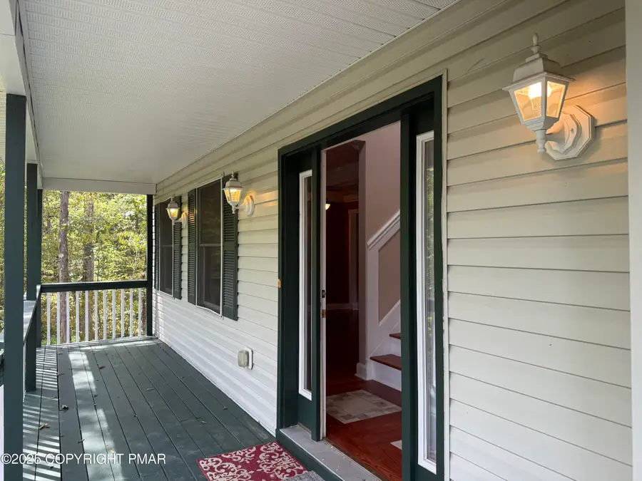 3584 Bristol Circle W, East Stroudsburg, PA 18302 - Image #3