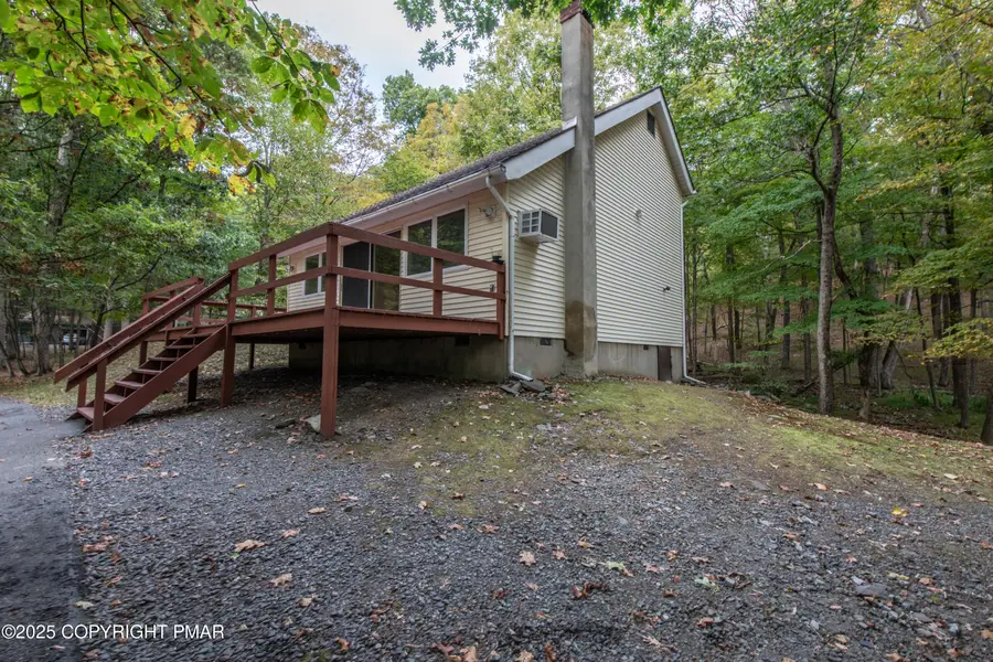 326 Otter Court, Bushkill, PA 18324 - Image #3