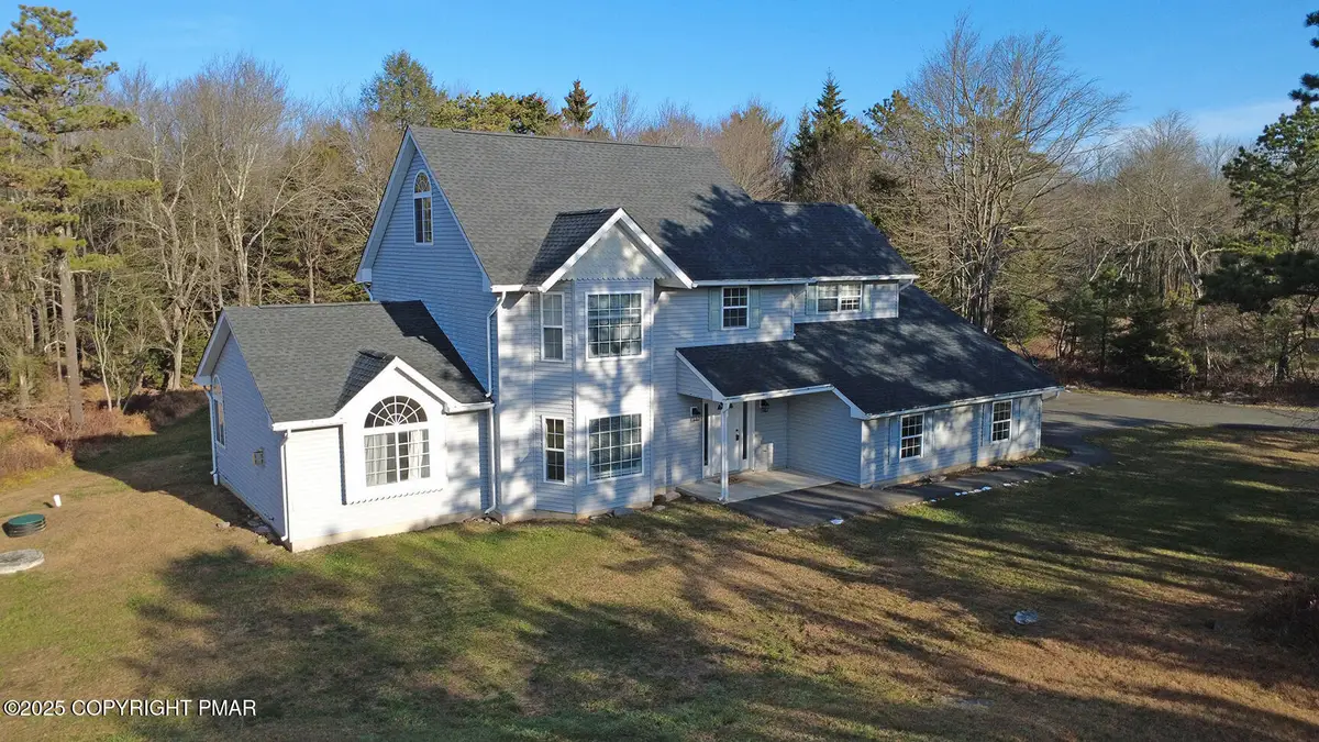 2102 Estates Drive, Blakeslee, PA 18610 - Image #1