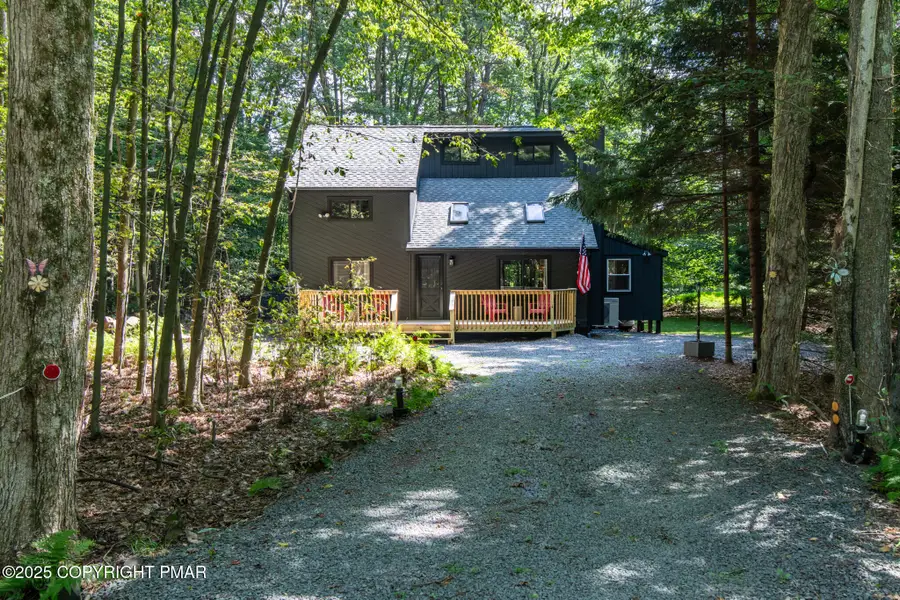 433 Berry Lane, Pocono Lake, PA 18347 - Image #2