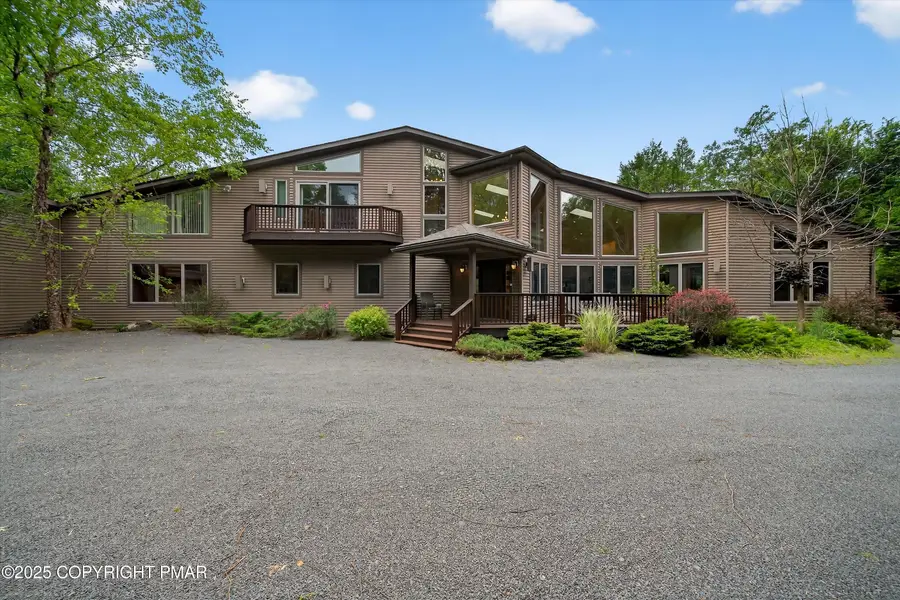 804 Ranch Court, Lords Valley, PA 18428 - Image #2