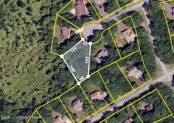 210 Tomnoddy Drive, Tamiment, PA 18371