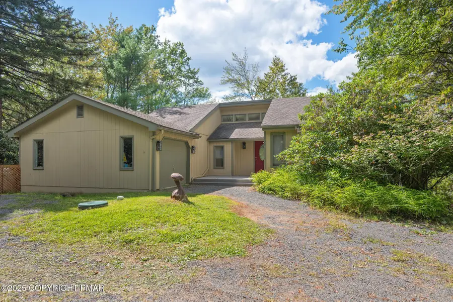 373 Miller Drive, Pocono Pines, PA 18350 - Image #2