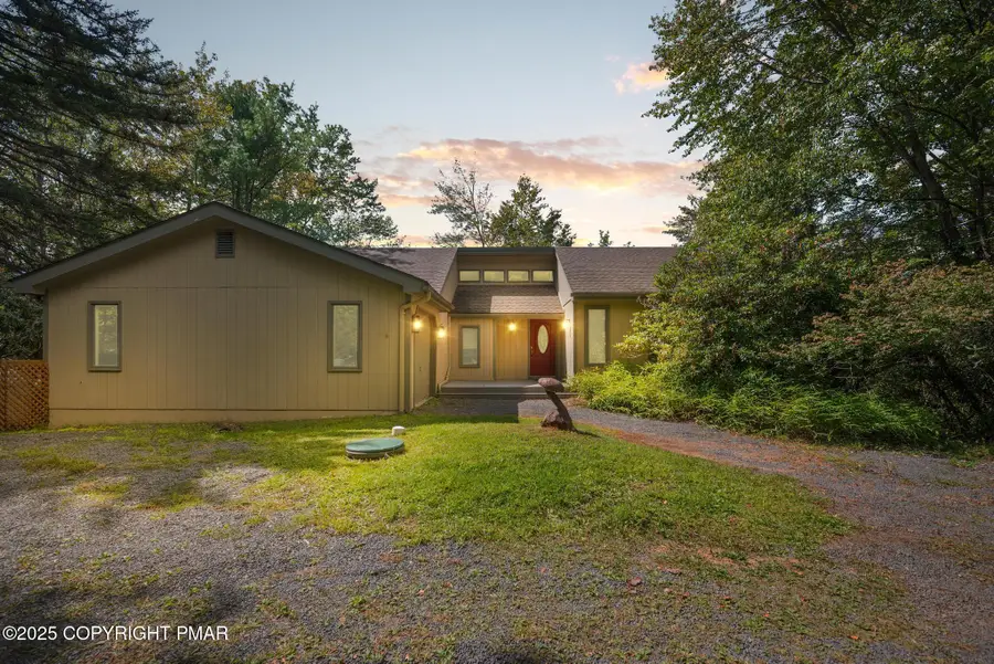 373 Miller Drive, Pocono Pines, PA 18350 - Image #3