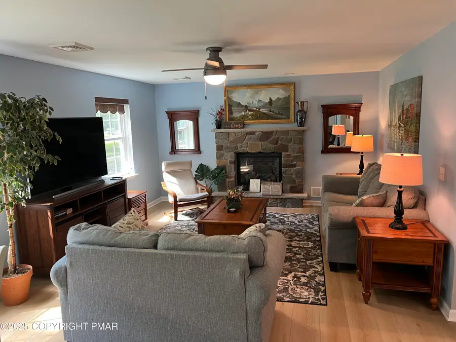 3222 Beech Ridge Drive, Pocono Summit, PA 18346 - Image #2