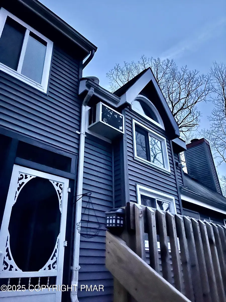 1026 Hampstead Road, Bushkill, PA 18324 - #2