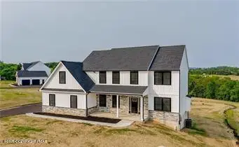 883 Emerald Valley Lane, Bangor, PA 18013 - Image #1