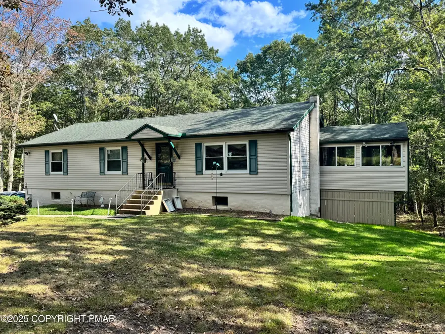 692 Watercrest Avenue, Effort, PA 18330 - #2