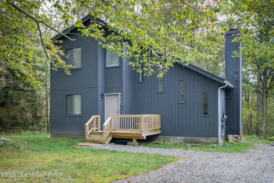 9670 Stony Hollow Drive, Tobyhanna, PA 18466 - Image #3