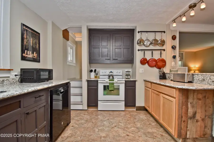 210 John Street, Pocono Pines, PA 18350 - Image #3