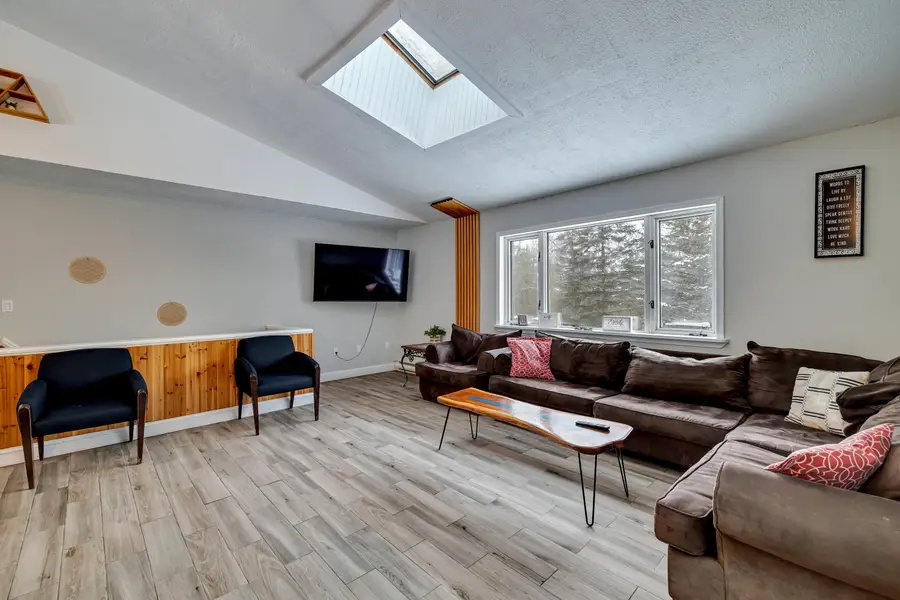 982 Long Ridge Road, Hawley, PA 18428 - Image #2